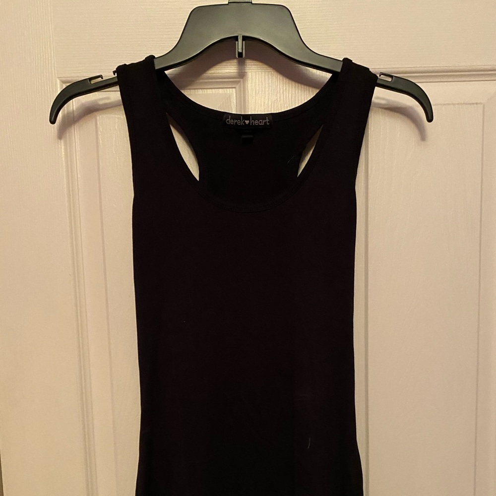 Basic black razor back tank top